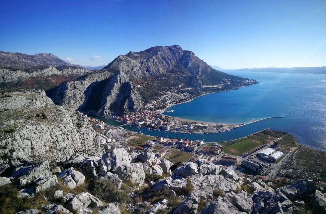 Loreanto Duće Exteriör bild
